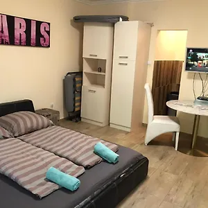 Roland Apartmant Zuglo Apartman